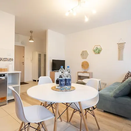 Live Z Ogrodem, Parking, Grill *