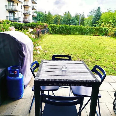 Live Z Ogrodem, Parking, Grill * לודז'