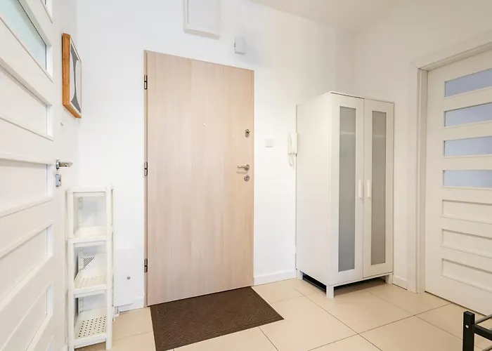 Lägenhet Live Z Ogrodem, Parking, Grill Łódź